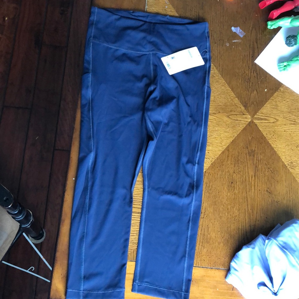 Capri pants